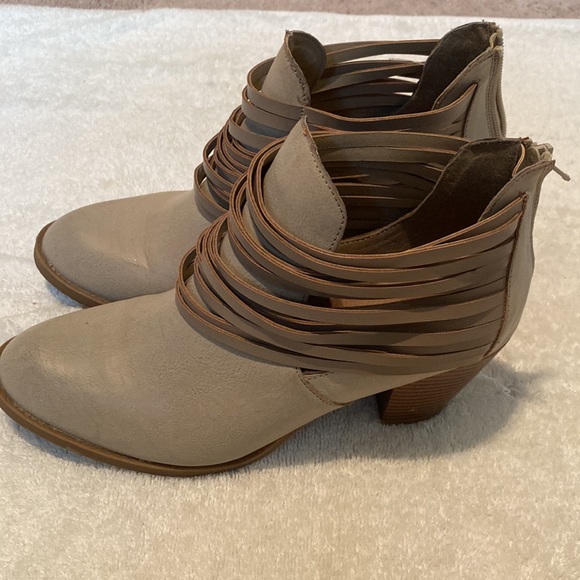 Rampage 9.5 boots. - Picture 3 of 8